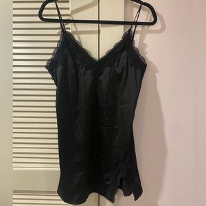 BLACK LACE SLIP MINI DRESS